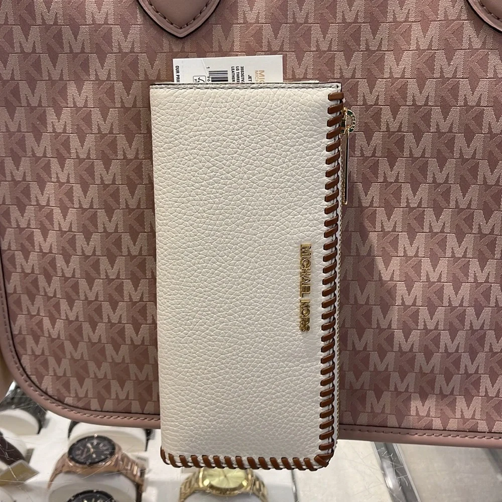 Michael Kors Jet Set Travel Large Pebble Leather Quarter-Zip Wallet NWT